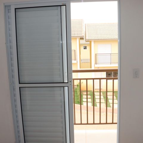 Casa de condomínio para alugar com 80m², 2 quartos e 1 vagaVaranda do Quarto