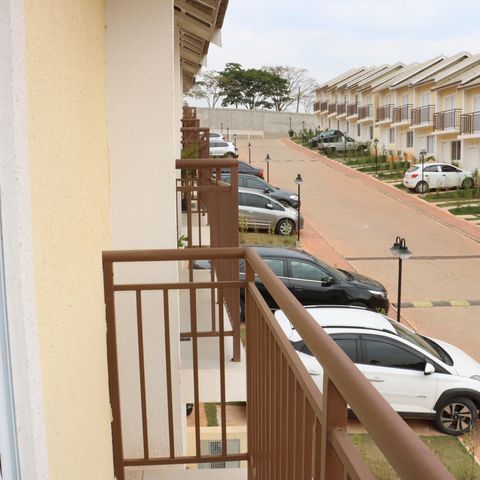 Casa de condomínio para alugar com 80m², 2 quartos e 1 vagaVaranda do Quarto