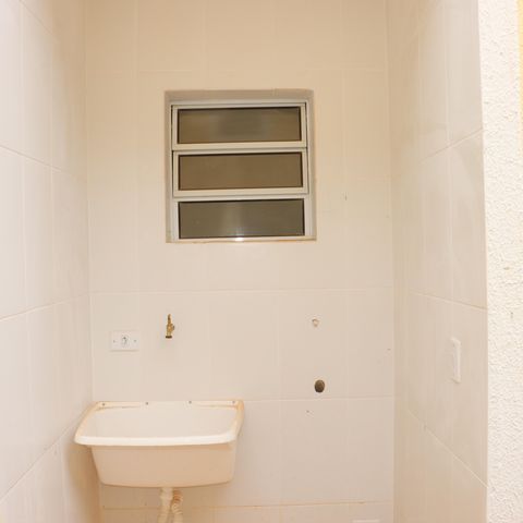 Casa de condomínio para alugar com 80m², 2 quartos e 1 vagaÁrea de Serviço