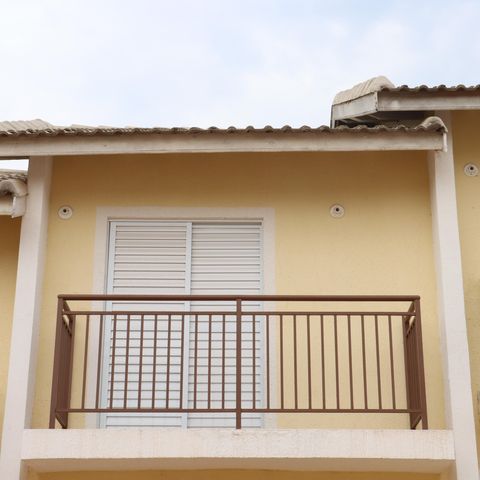 Casa de condomínio para alugar com 80m², 2 quartos e 1 vagaFachada