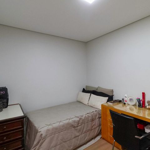 Casa à venda com 260m², 3 quartos e 2 vagas Casa à venda com 260m², 3 quartos e 2 vagasQuarto 1