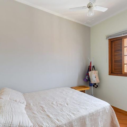 Casa à venda com 150m², 3 quartos e 2 vagas