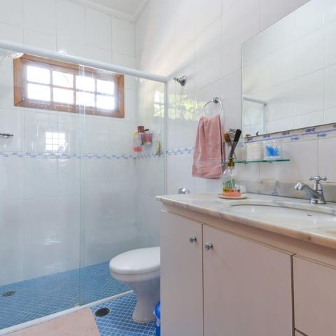 Casa à venda com 150m², 3 quartos e 2 vagas