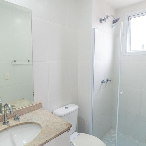 Apartamento à venda com 57m², 2 quartos e 1 vaga Apartamento à venda com 57m², 2 quartos e 1 vagaBanheiro da Suíte