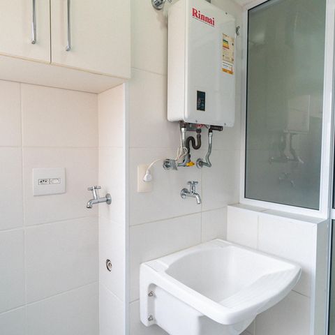 Apartamento à venda com 57m², 2 quartos e 1 vaga Apartamento à venda com 57m², 2 quartos e 1 vagaÁrea de Serviço