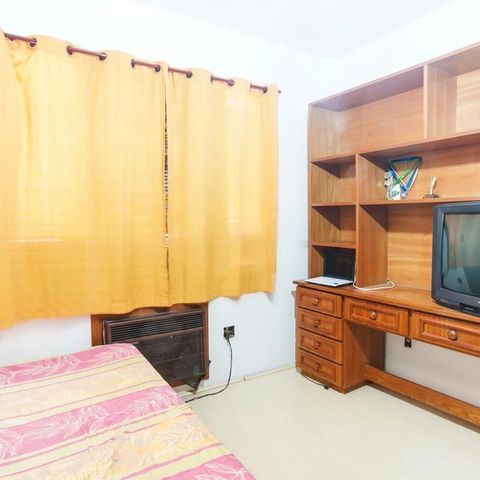 Casa à venda com 280m², 3 quartos e 3 vagas Casa à venda com 280m², 3 quartos e 3 vagasQuarto 2