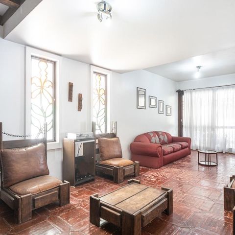 Casa à venda com 280m², 3 quartos e 3 vagas Casa à venda com 280m², 3 quartos e 3 vagasSala 2