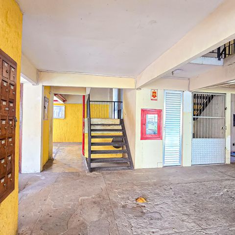 Apartamento à venda com 61m², 2 quartos e 1 vagaHall de entrada