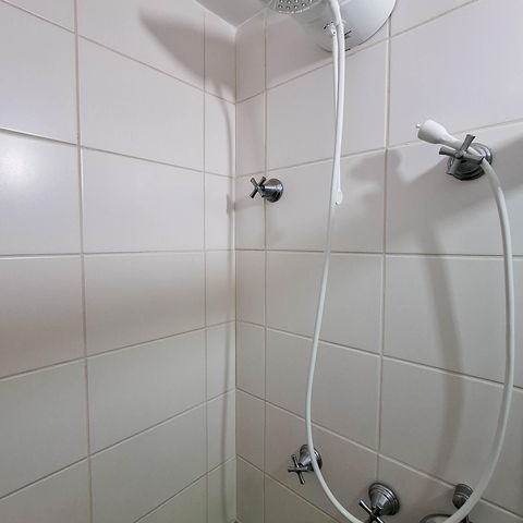 Apartamento à venda com 57m², 2 quartos e 1 vaga Apartamento à venda com 57m², 2 quartos e 1 vagaBanheiro Social