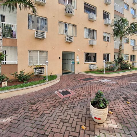 Apartamento à venda com 57m², 2 quartos e 1 vaga Apartamento à venda com 57m², 2 quartos e 1 vagaÁrea comum