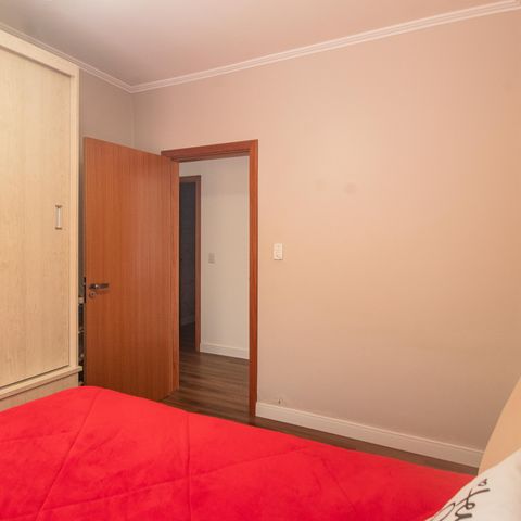 Casa à venda com 150m², 3 quartos e 5 vagas Casa à venda com 150m², 3 quartos e 5 vagasQuarto 2