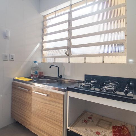 Casa à venda com 150m², 3 quartos e 5 vagas Casa à venda com 150m², 3 quartos e 5 vagasCozinha