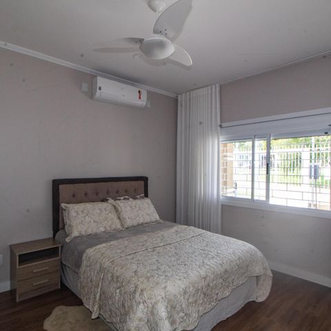 Casa à venda com 150m², 3 quartos e 5 vagas Casa à venda com 150m², 3 quartos e 5 vagasQuarto 1
