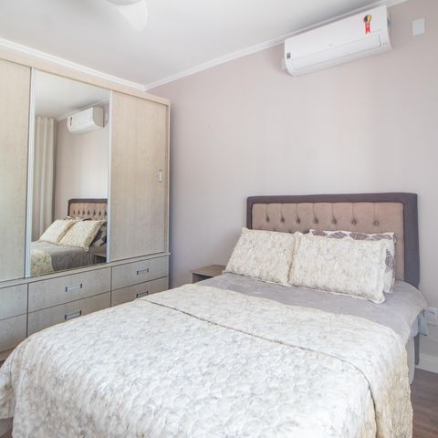Casa à venda com 150m², 3 quartos e 5 vagas Casa à venda com 150m², 3 quartos e 5 vagasQuarto 1