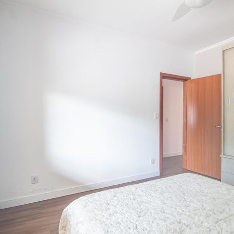 Casa à venda com 150m², 3 quartos e 5 vagas Casa à venda com 150m², 3 quartos e 5 vagasQuarto 1