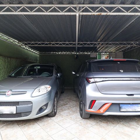 Casa à venda com 114m², 2 quartos e 2 vagas Casa à venda com 114m², 2 quartos e 2 vagasGaragem