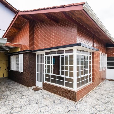 Casa à venda com 161m², 3 quartos e 7 vagasÁrea Externa