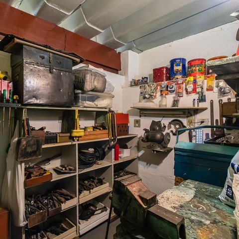 Casa à venda com 161m², 3 quartos e 7 vagasQuarto de Serviço