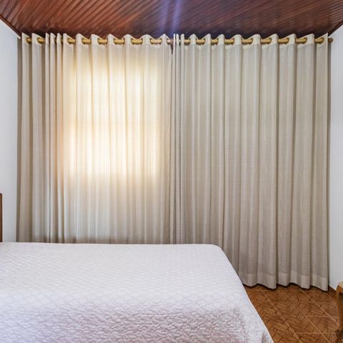 Casa à venda com 161m², 3 quartos e 7 vagasQuarto 2