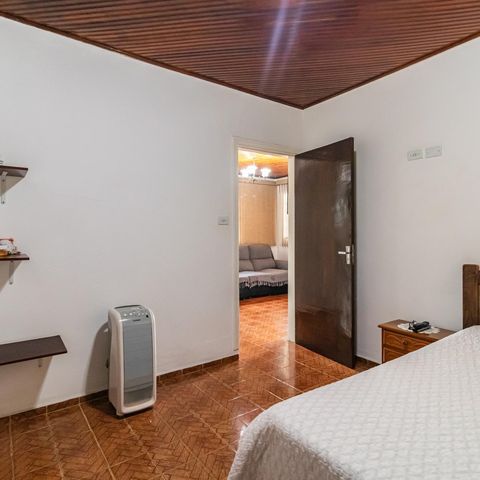 Casa à venda com 161m², 3 quartos e 7 vagasQuarto 2