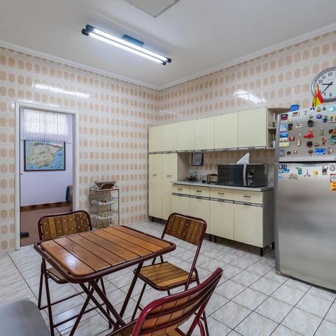 Casa à venda com 161m², 3 quartos e 7 vagasCozinha