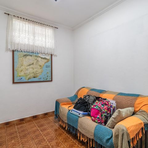 Casa à venda com 161m², 3 quartos e 7 vagasCopa