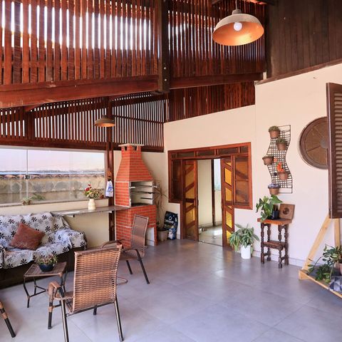Casa à venda com 597m², 4 quartos e 7 vagas Casa à venda com 597m², 4 quartos e 7 vagasVaranda gourmet