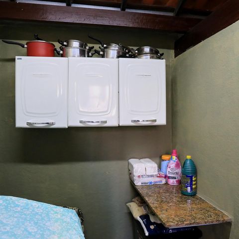 Casa à venda com 597m², 4 quartos e 7 vagas Casa à venda com 597m², 4 quartos e 7 vagasÁrea de Serviço