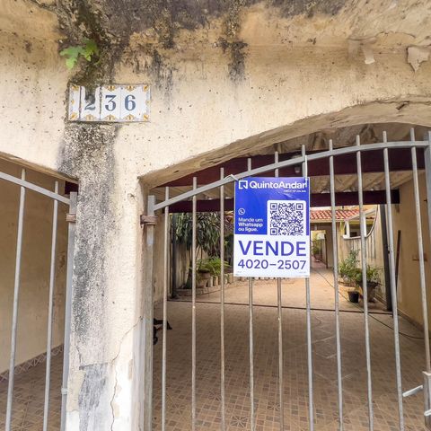 Casa à venda com 167m², 3 quartos e 2 vagas Casa à venda com 167m², 3 quartos e 2 vagasPlaca