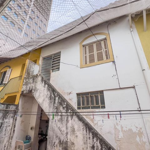 Casa à venda com 167m², 3 quartos e 2 vagas Casa à venda com 167m², 3 quartos e 2 vagasEdícula
