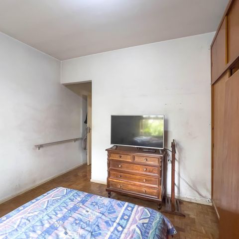 Casa à venda com 167m², 3 quartos e 2 vagas Casa à venda com 167m², 3 quartos e 2 vagasSuíte