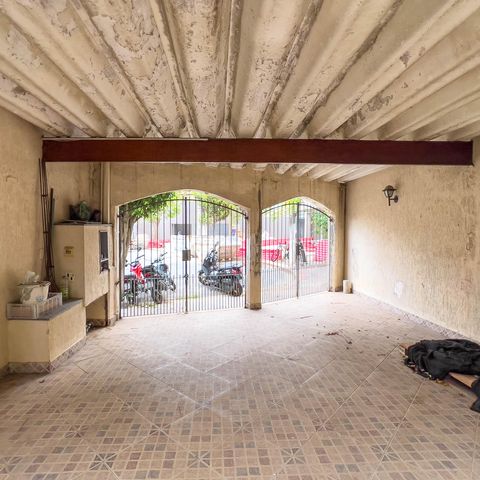 Casa à venda com 167m², 3 quartos e 2 vagas Casa à venda com 167m², 3 quartos e 2 vagasGaragem
