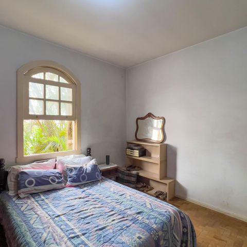 Casa à venda com 167m², 3 quartos e 2 vagas Casa à venda com 167m², 3 quartos e 2 vagasSuíte