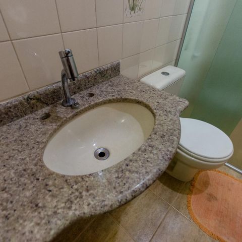Casa à venda com 340m², 3 quartos e 1 vaga Casa à venda com 340m², 3 quartos e 1 vagaBanheiro 1