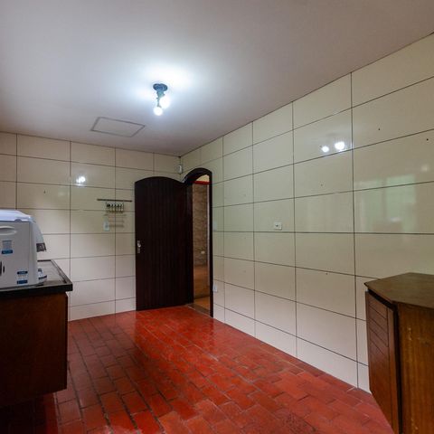Casa à venda com 340m², 3 quartos e 1 vaga Casa à venda com 340m², 3 quartos e 1 vagaCozinha 1