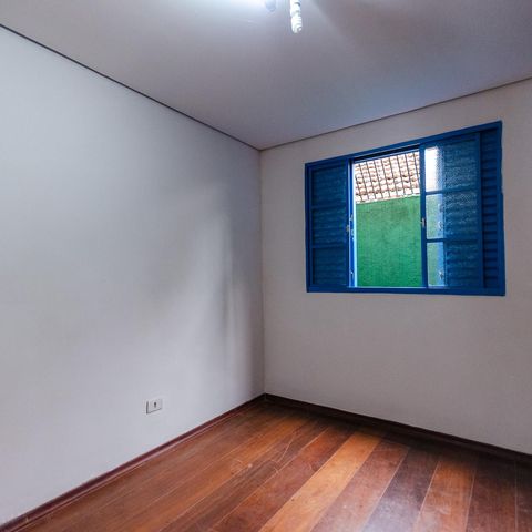 Casa à venda com 340m², 3 quartos e 1 vaga Casa à venda com 340m², 3 quartos e 1 vagaSuíte