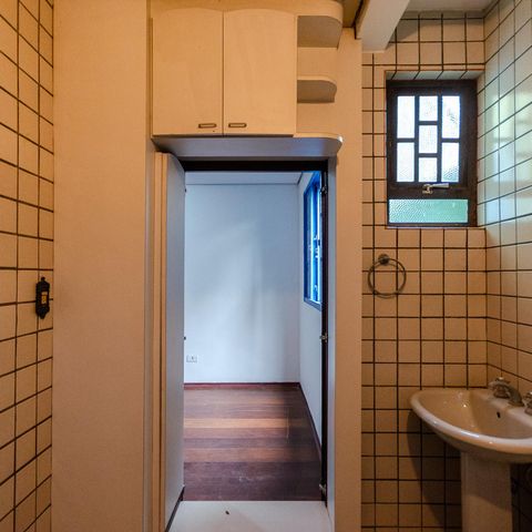 Casa à venda com 340m², 3 quartos e 1 vaga Casa à venda com 340m², 3 quartos e 1 vagaSuíte - Banheiro