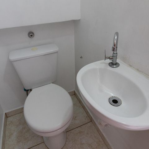Casa de condomínio à venda com 56m², 2 quartos e 1 vaga Casa de condomínio à venda com 56m², 2 quartos e 1 vagaLavabo