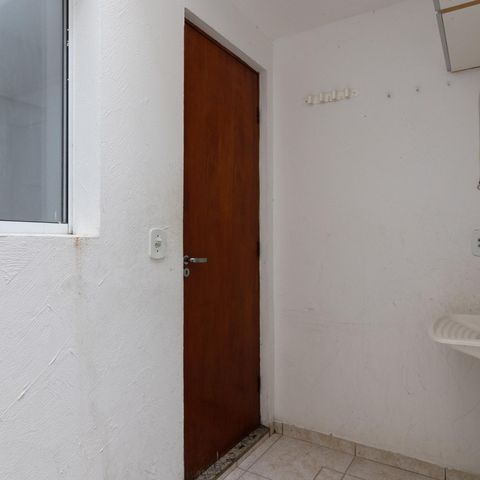 Casa de condomínio à venda com 56m², 2 quartos e 1 vaga Casa de condomínio à venda com 56m², 2 quartos e 1 vagaÁrea de Serviço
