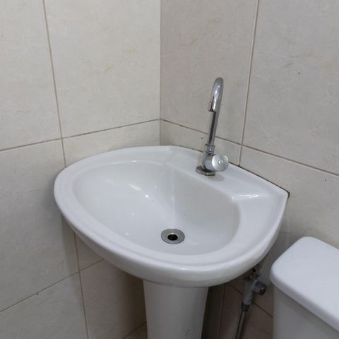 Casa de condomínio à venda com 56m², 2 quartos e 1 vaga Casa de condomínio à venda com 56m², 2 quartos e 1 vagaBanheiro Social