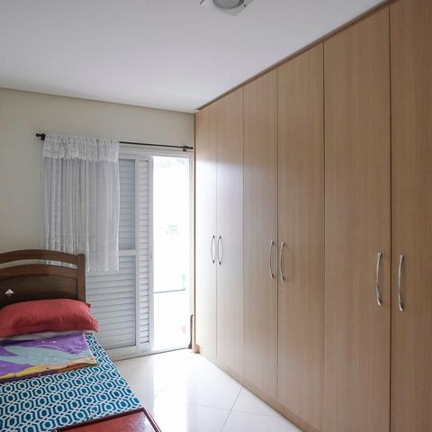 Casa à venda com 249m², 3 quartos e 3 vagasSuíte 3