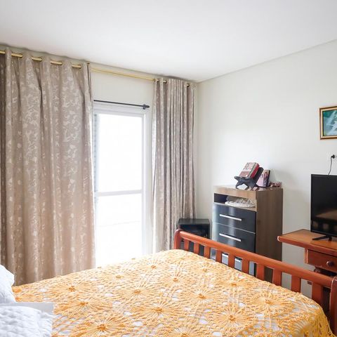 Casa à venda com 249m², 3 quartos e 3 vagasSuíte 1