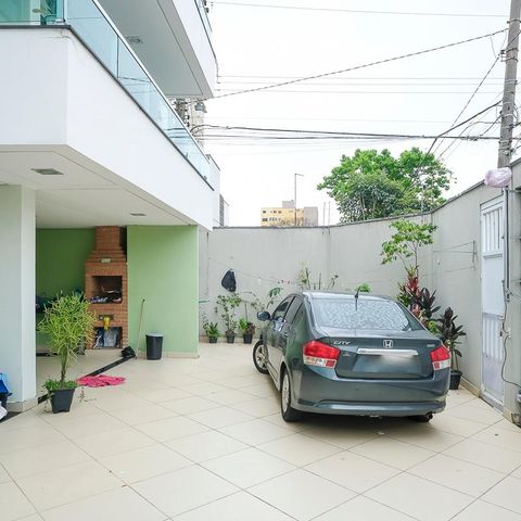 Casa à venda com 249m², 3 quartos e 3 vagasGaragem