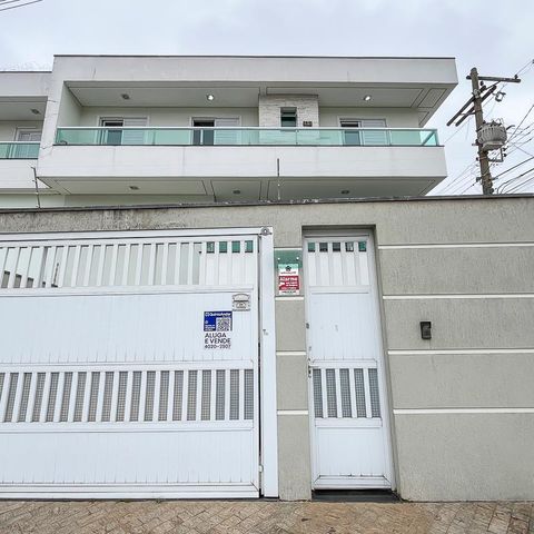 Casa à venda com 249m², 3 quartos e 3 vagasFachada