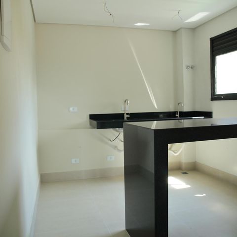 Apartamento à venda com 69m², 2 quartos e 2 vagasCozinha