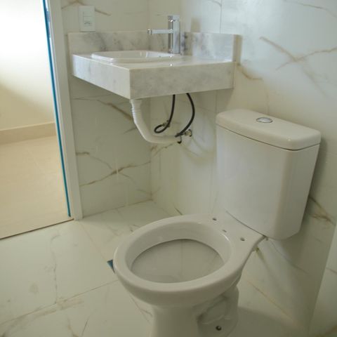 Apartamento à venda com 69m², 2 quartos e 2 vagasBanheiro da Suíte