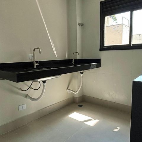 Apartamento à venda com 69m², 2 quartos e 2 vagasCozinha