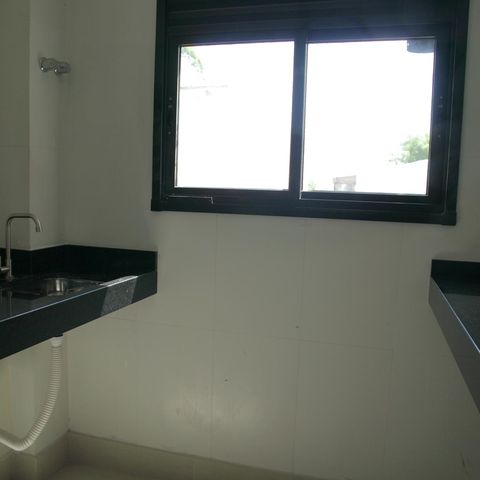 Apartamento à venda com 69m², 2 quartos e 2 vagasCozinha