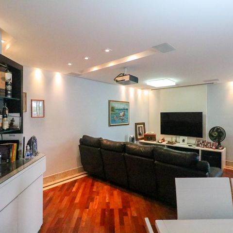 Apartamento à venda com 188m², 3 quartos e 4 vagasSala