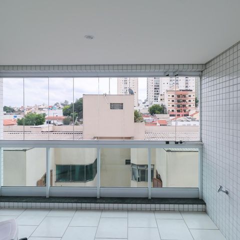 Apartamento à venda com 188m², 3 quartos e 4 vagasVaranda da Suíte 1 e 2